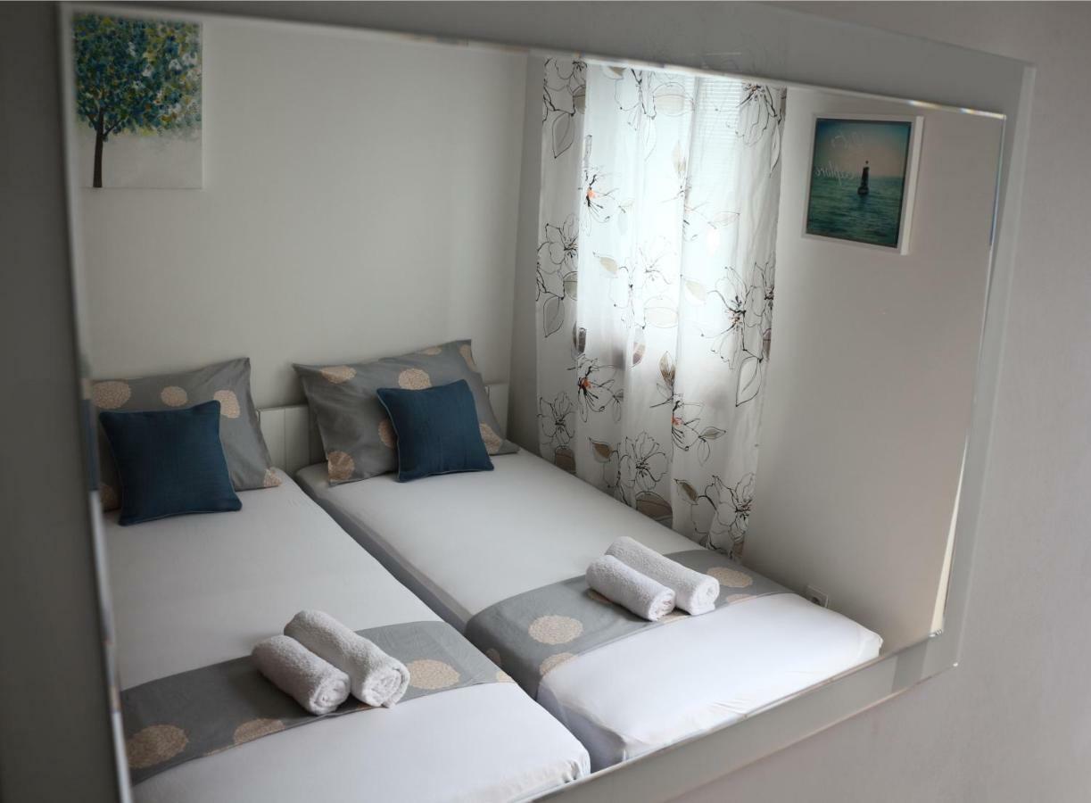 Apartment Mlacic Hvar Island Εξωτερικό φωτογραφία